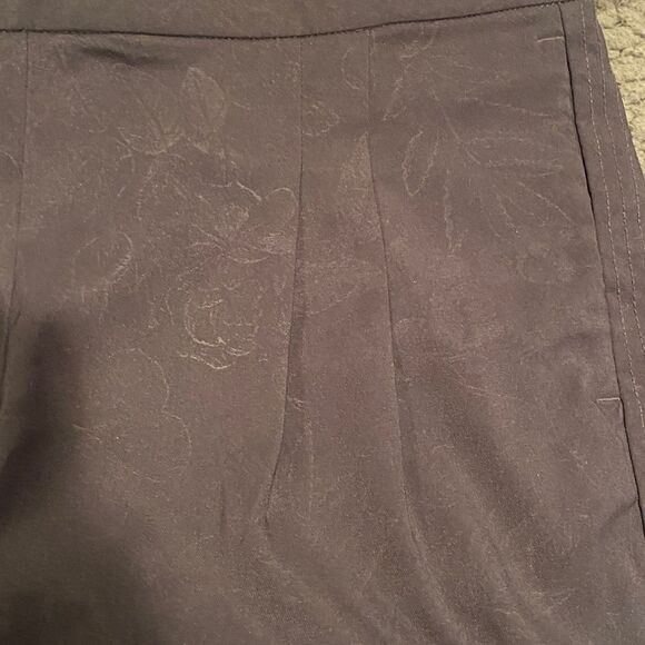 Nike Dri Fit Grey Dressy Shorts Size Medium - Picture 12 of 13